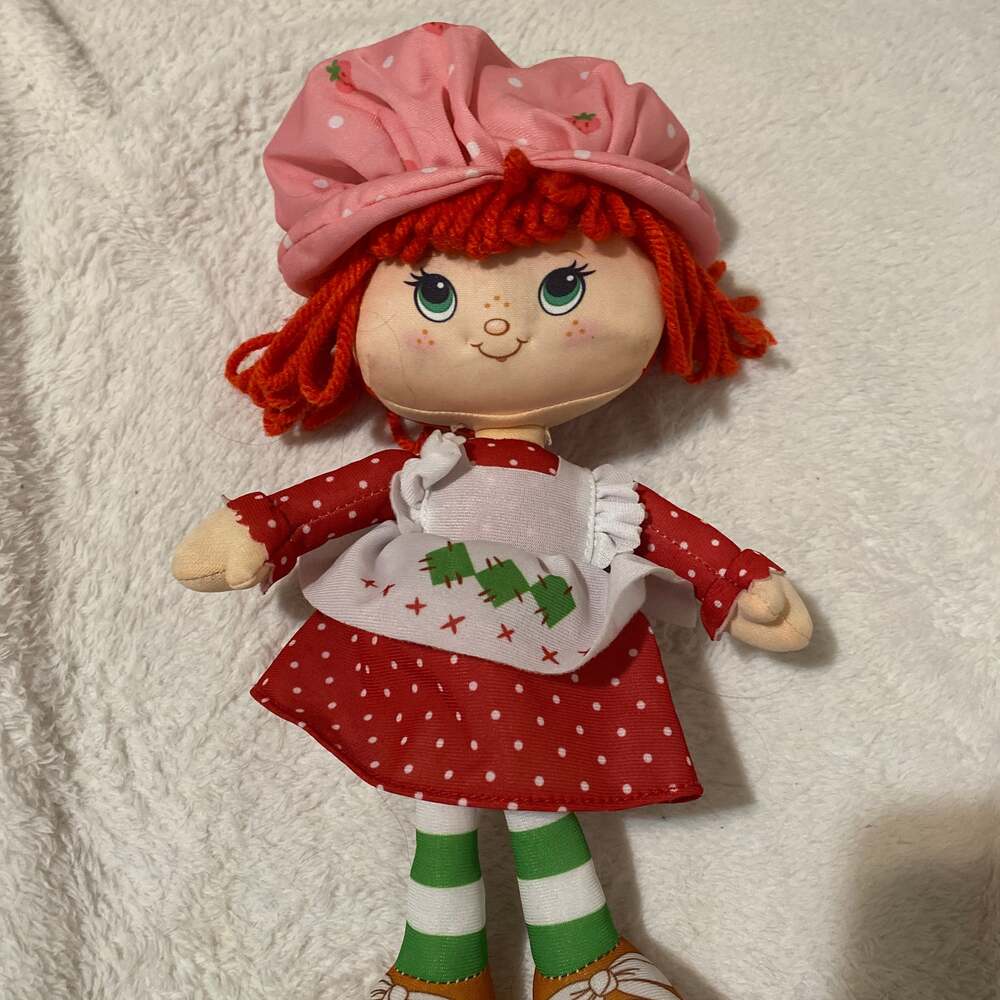 Strawberry Shortcake Berry Best Friend 12-Inch Plush Rag Doll 2022